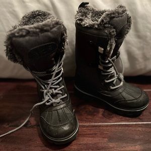 KAMIK  - Boys Winter WATERPROOF boots (black/grey) **Lace Up**
